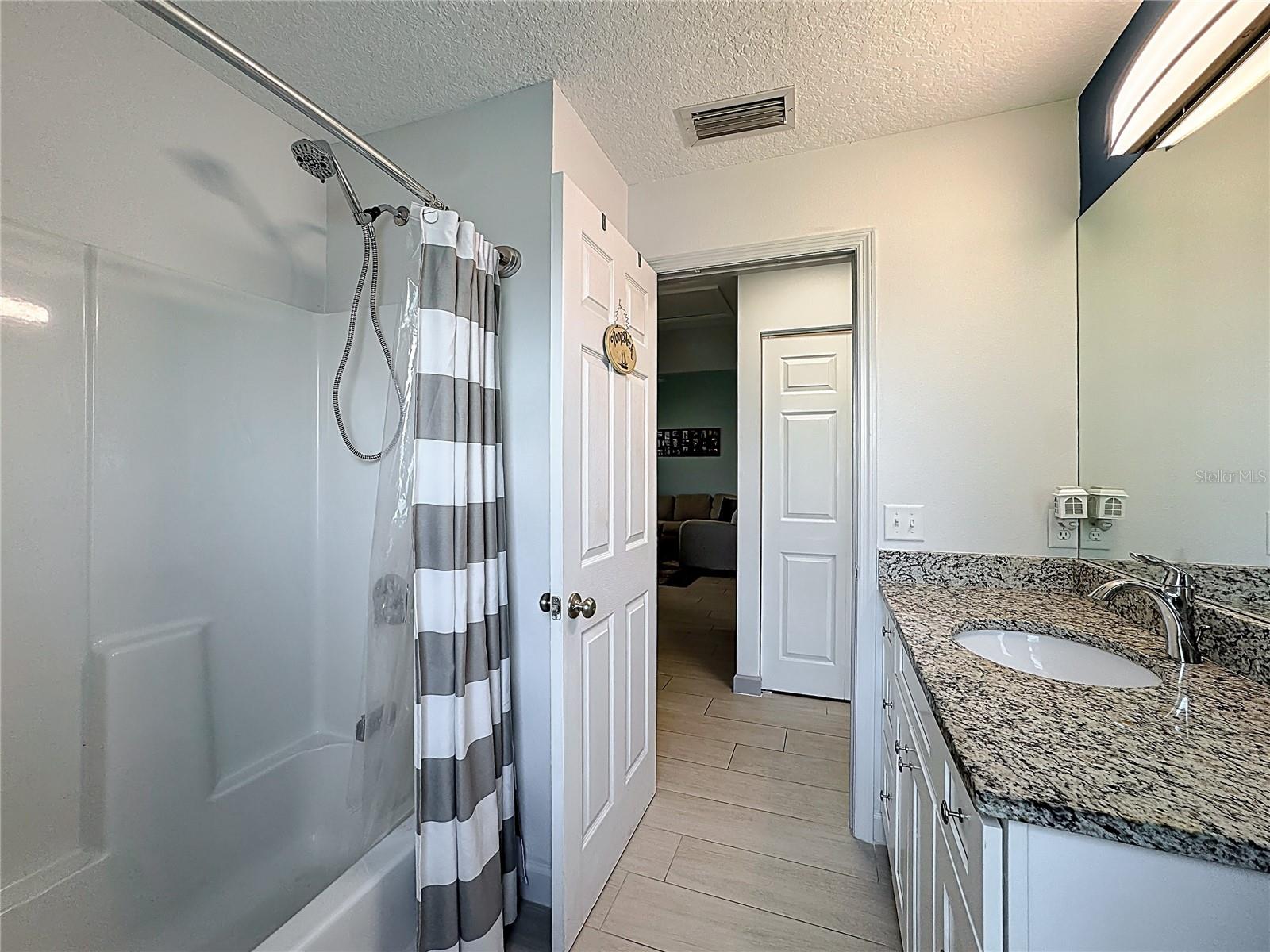 Image 45 of 70 For 1125 19th Street Sw