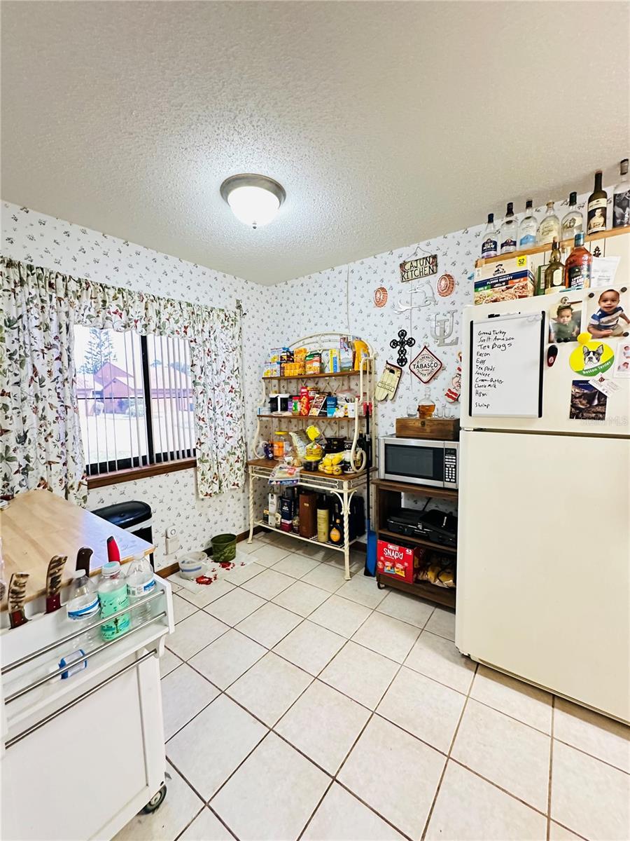 Image 7 of 18 For 156 Lakewood Village Circle