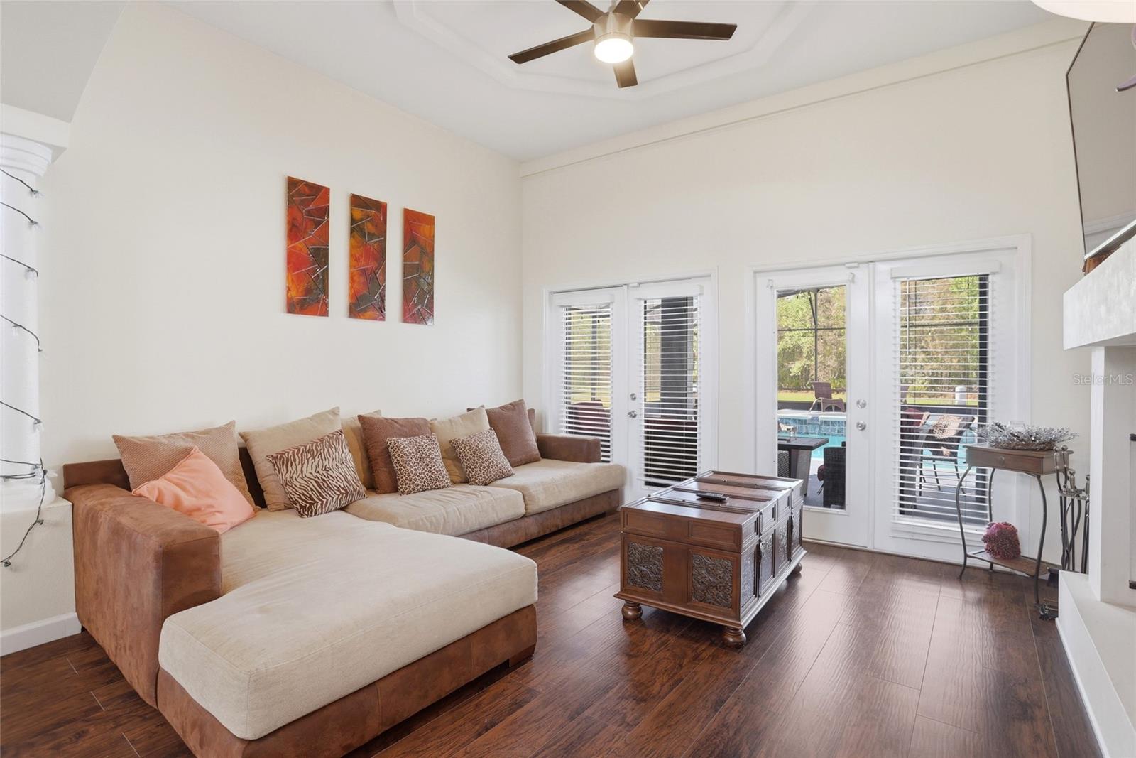 Image 12 of 98 For 4111 Foxtail Court