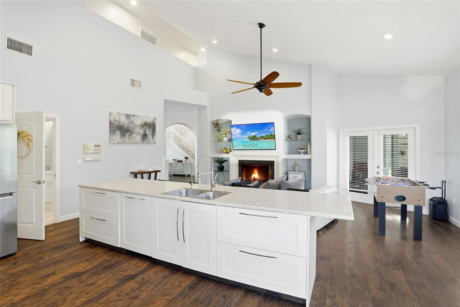 Image 21 of 98 For 4111 Foxtail Court