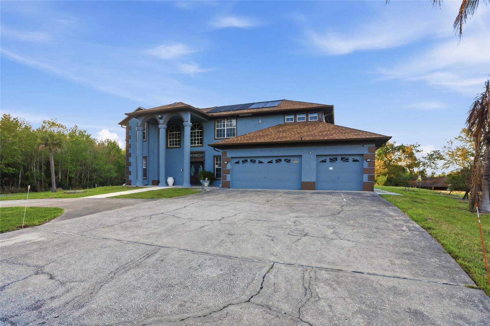 Image 3 of 98 For 4111 Foxtail Court