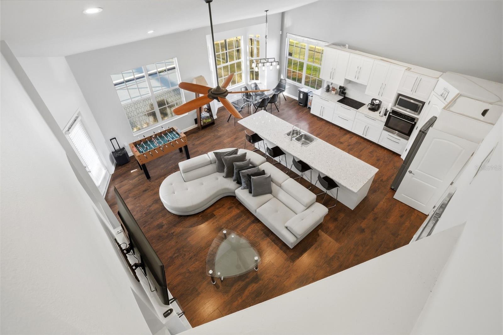 Image 41 of 98 For 4111 Foxtail Court