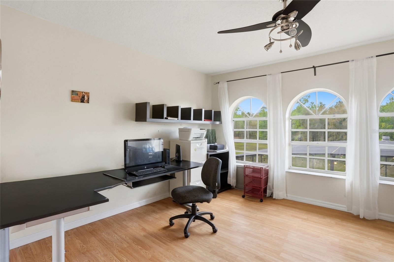 Image 49 of 98 For 4111 Foxtail Court