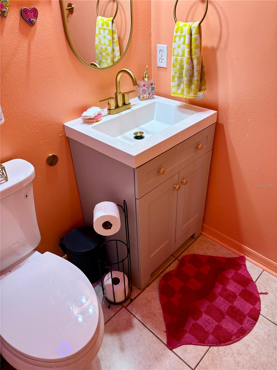 Image 18 of 22 For 11812 Shotgate Court