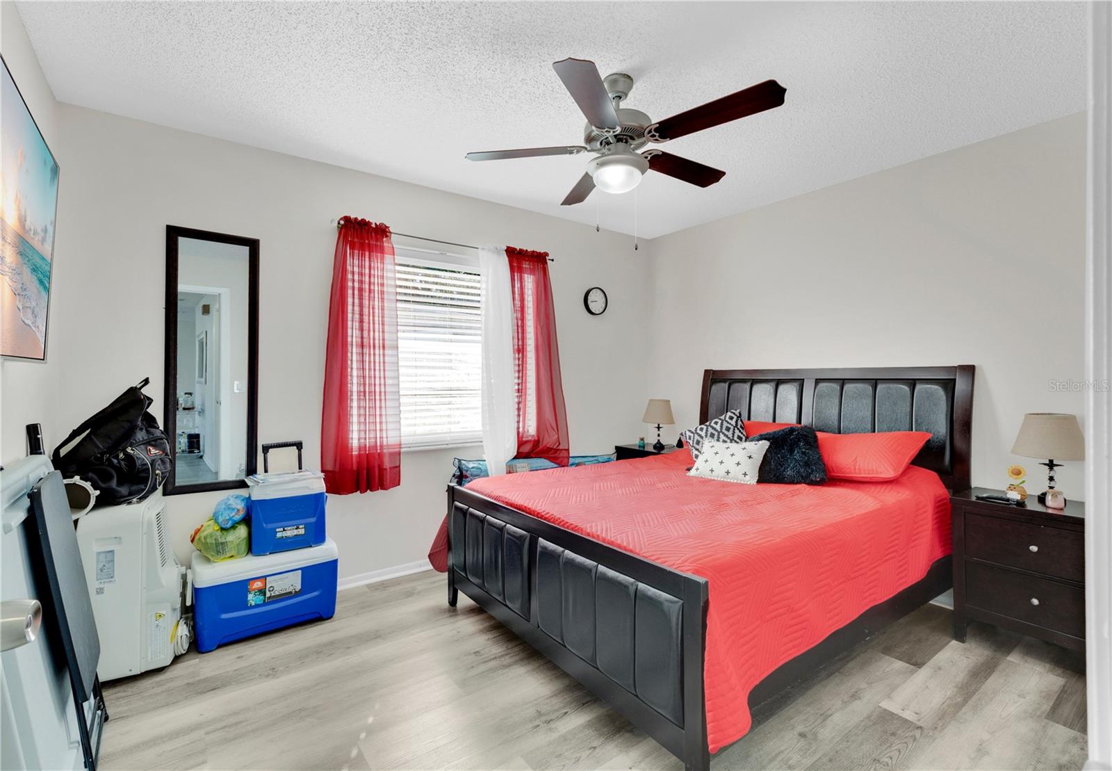 Image 16 of 31 For 2438 Sable Drive