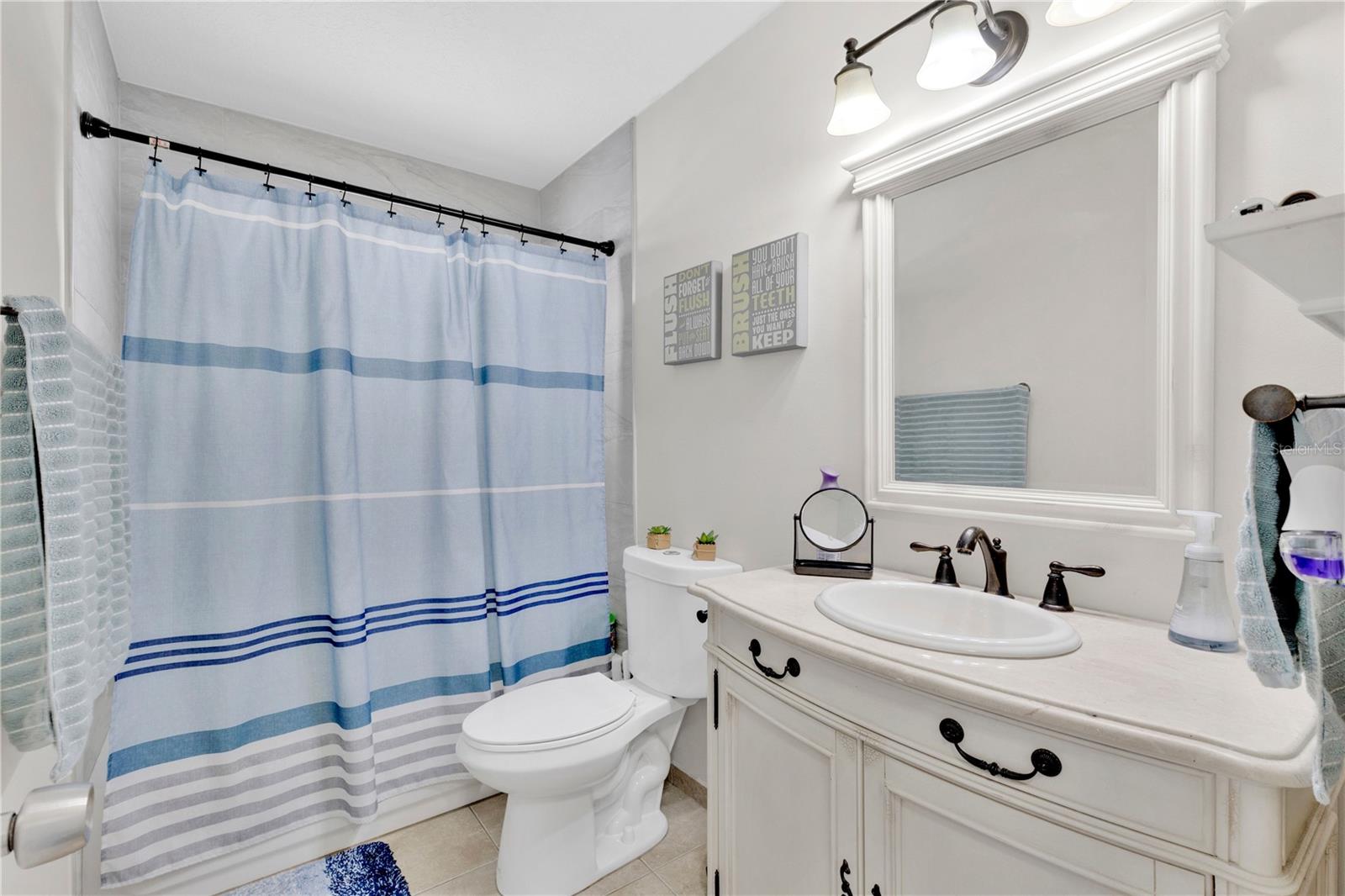 Image 17 of 31 For 2438 Sable Drive