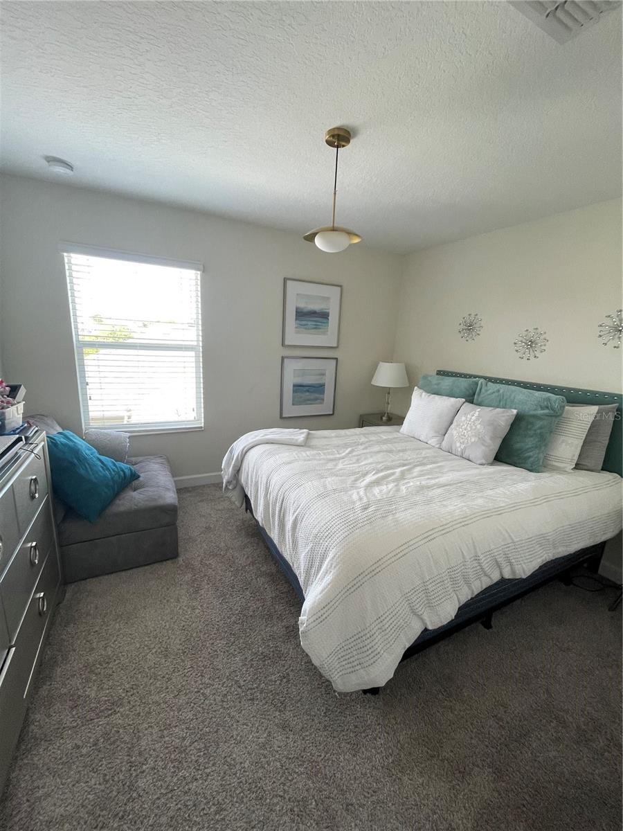 Image 17 of 29 For 12036 Sonnet Avenue