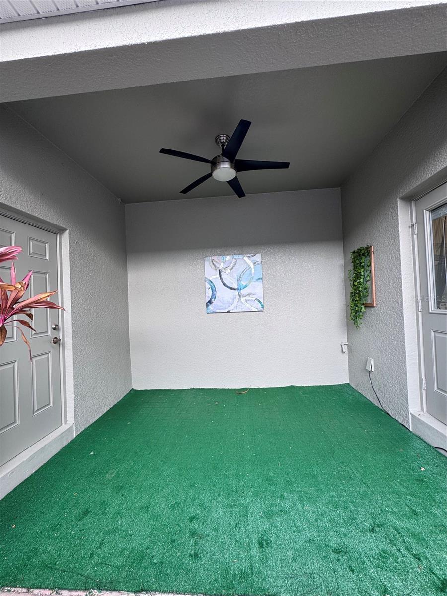 Image 22 of 29 For 12036 Sonnet Avenue