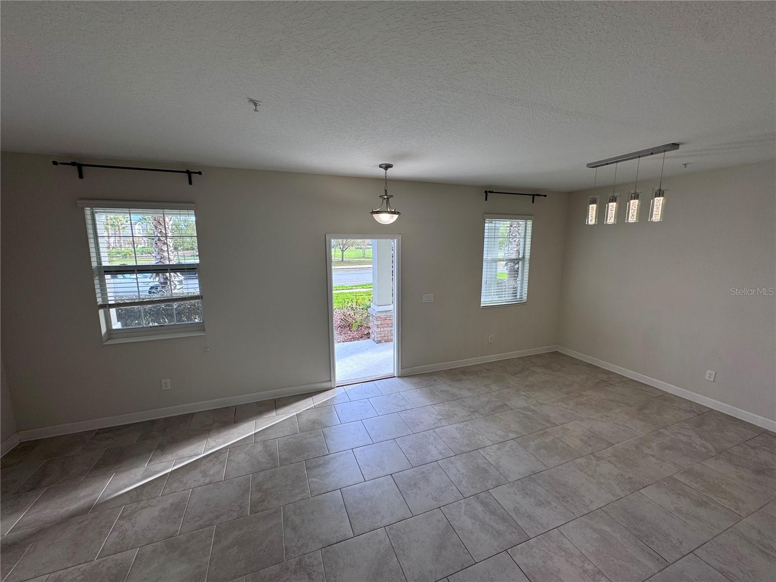 Image 27 of 29 For 12036 Sonnet Avenue