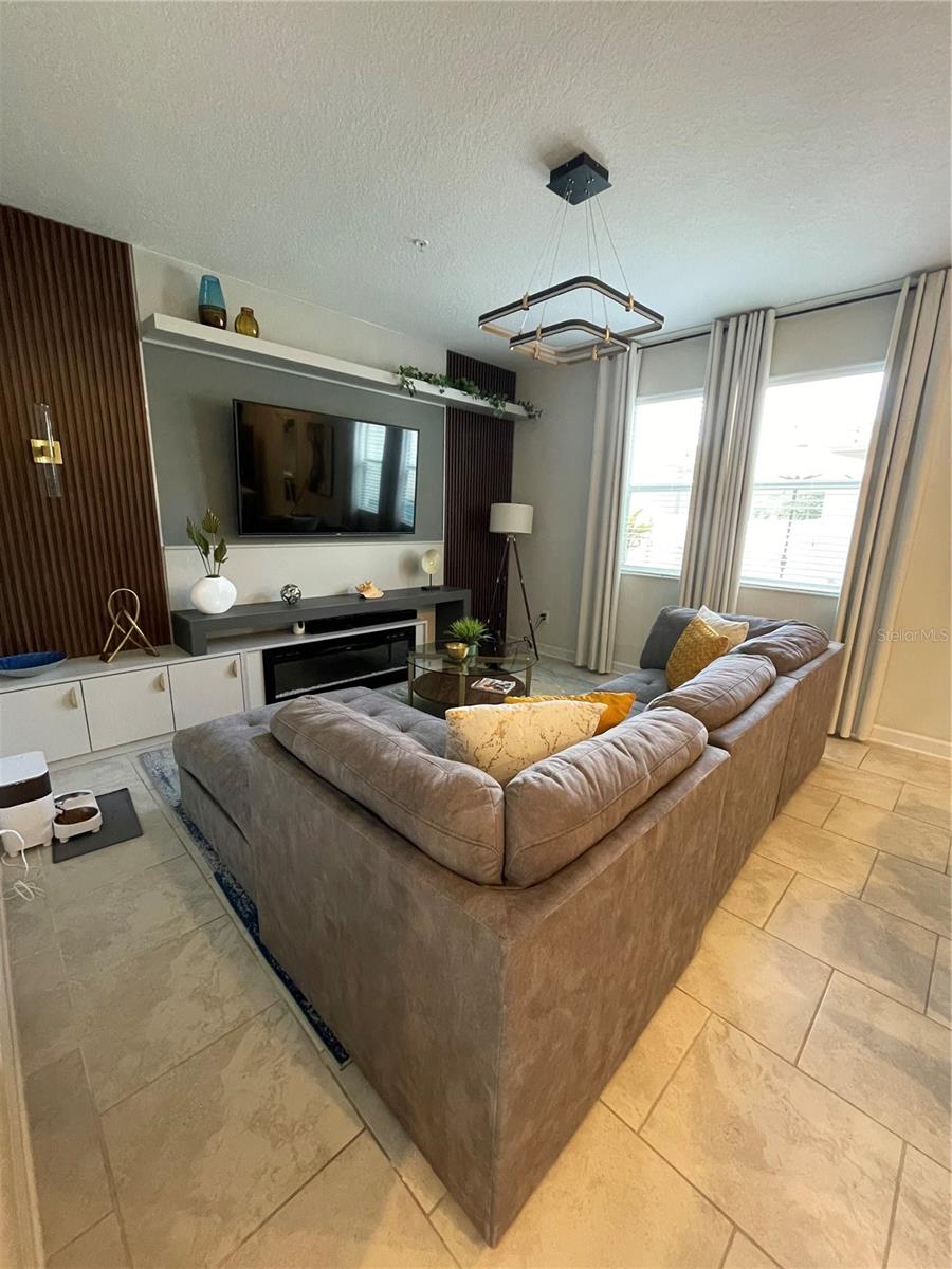 Image 8 of 29 For 12036 Sonnet Avenue