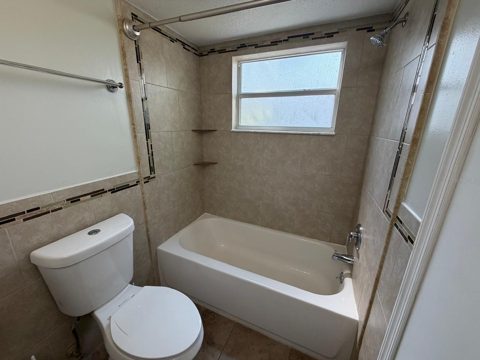 Image 26 of 37 For 2412 Summerfield Place