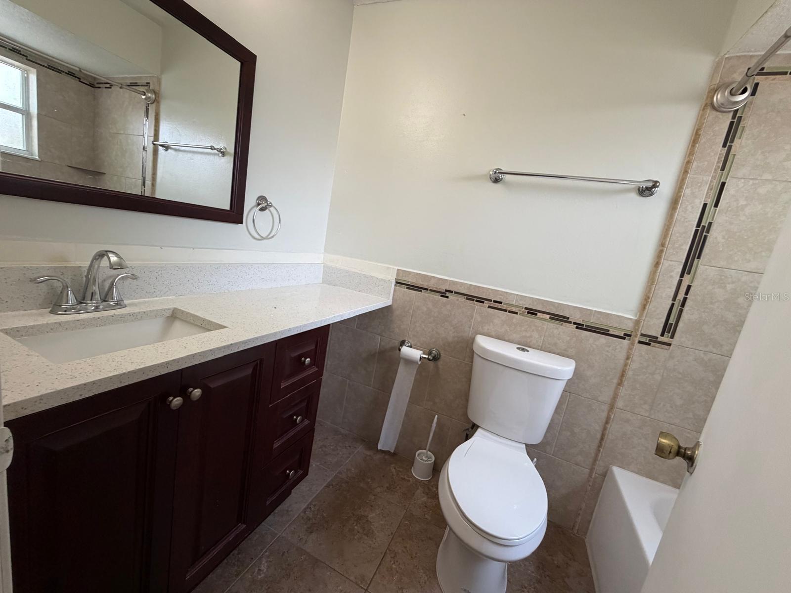 Image 27 of 37 For 2412 Summerfield Place