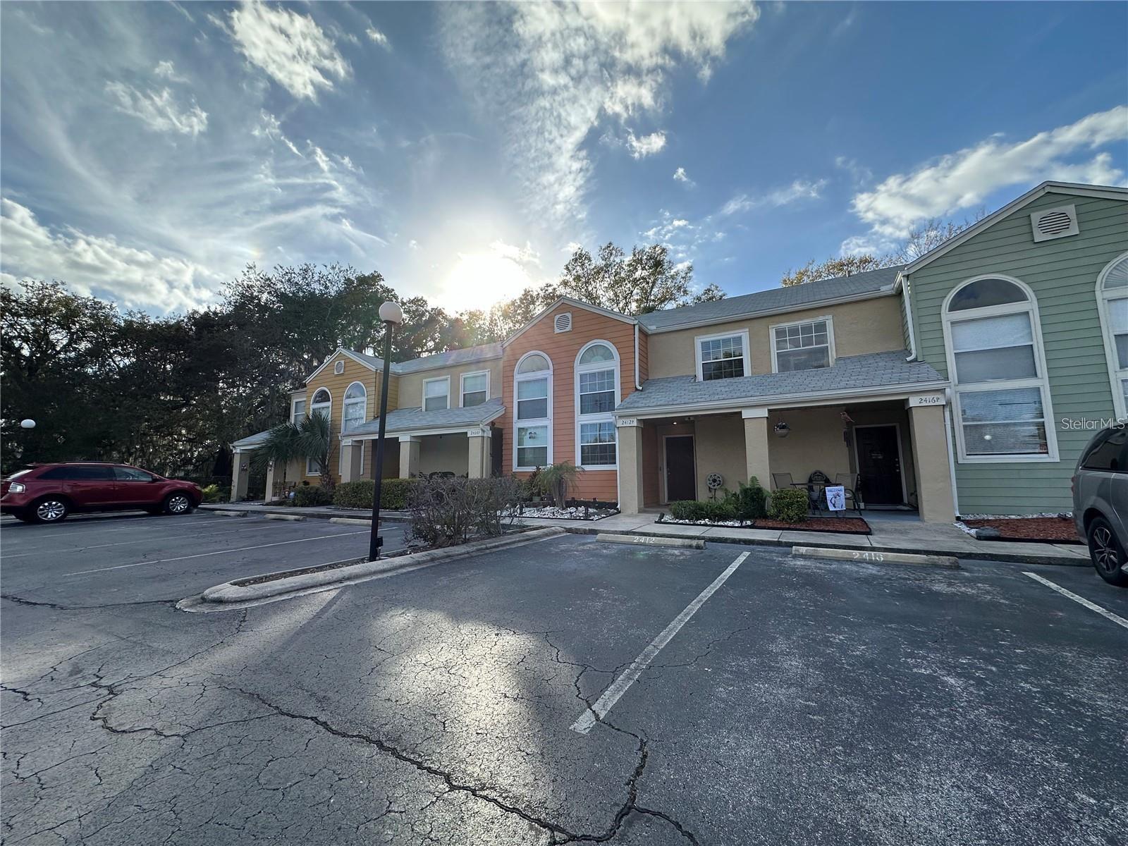 Image 4 of 37 For 2412 Summerfield Place