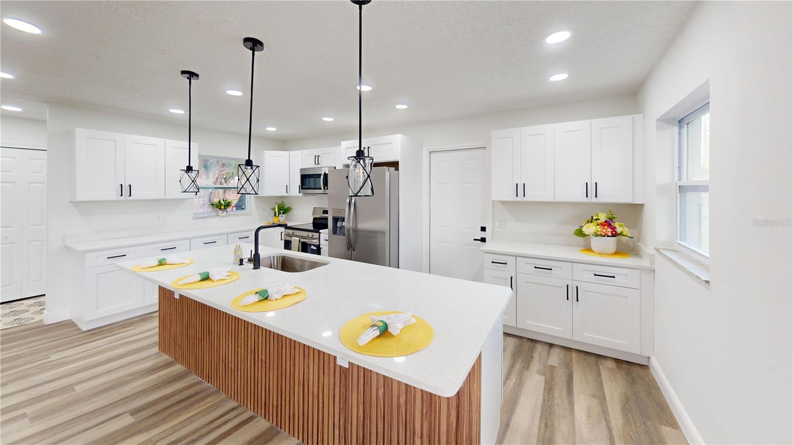 Image 2 of 17 For 501 Heritage Boulevard