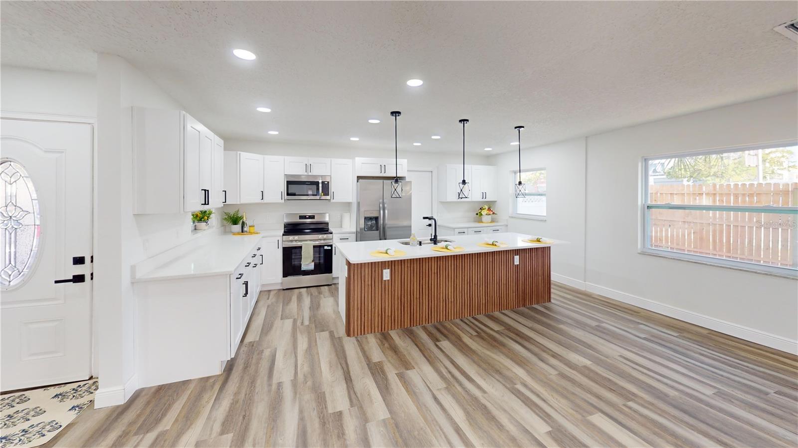 Image 5 of 17 For 501 Heritage Boulevard