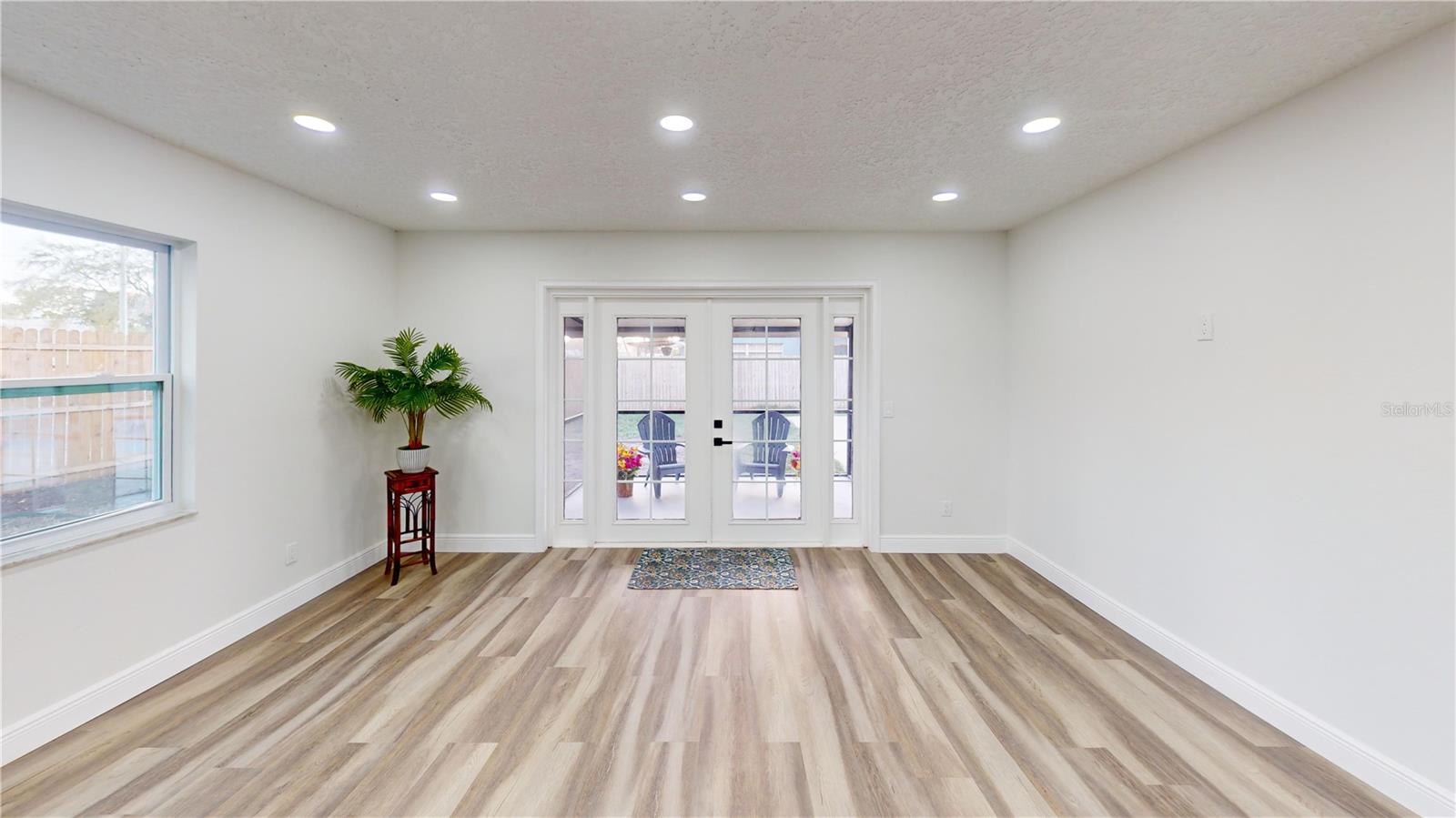 Image 7 of 17 For 501 Heritage Boulevard