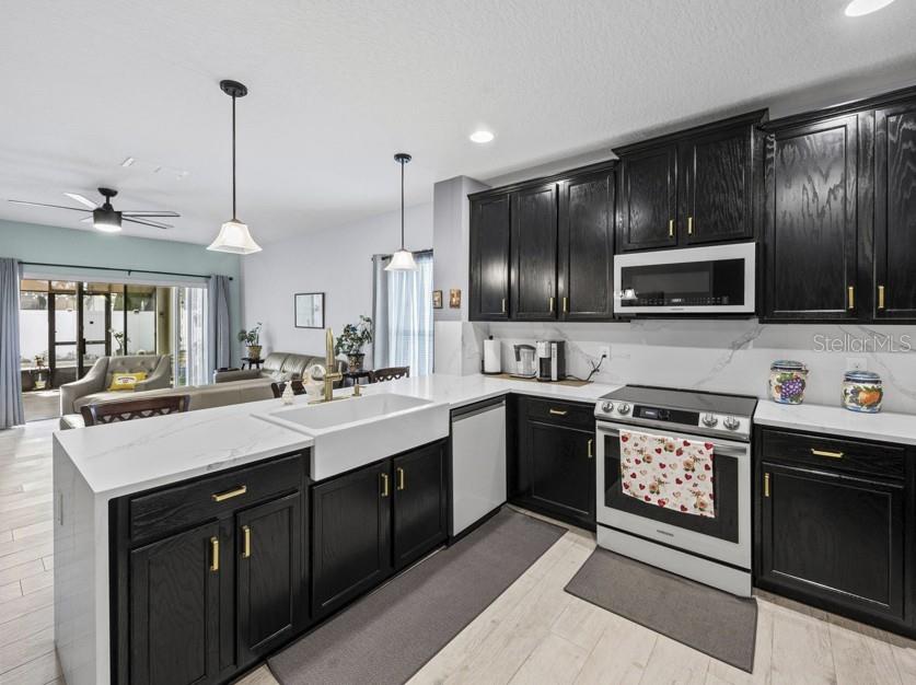 Image 11 of 37 For 4644 Marcos Circle