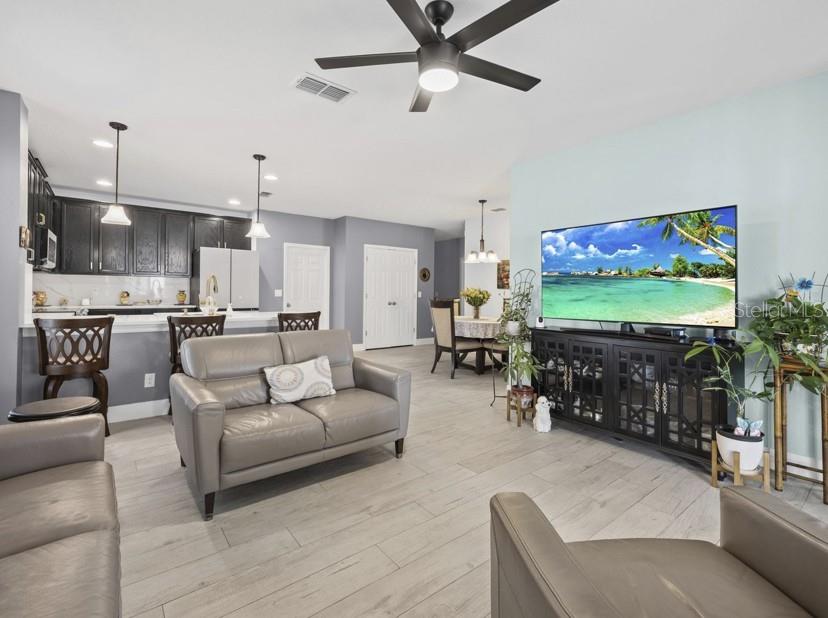 Image 8 of 37 For 4644 Marcos Circle