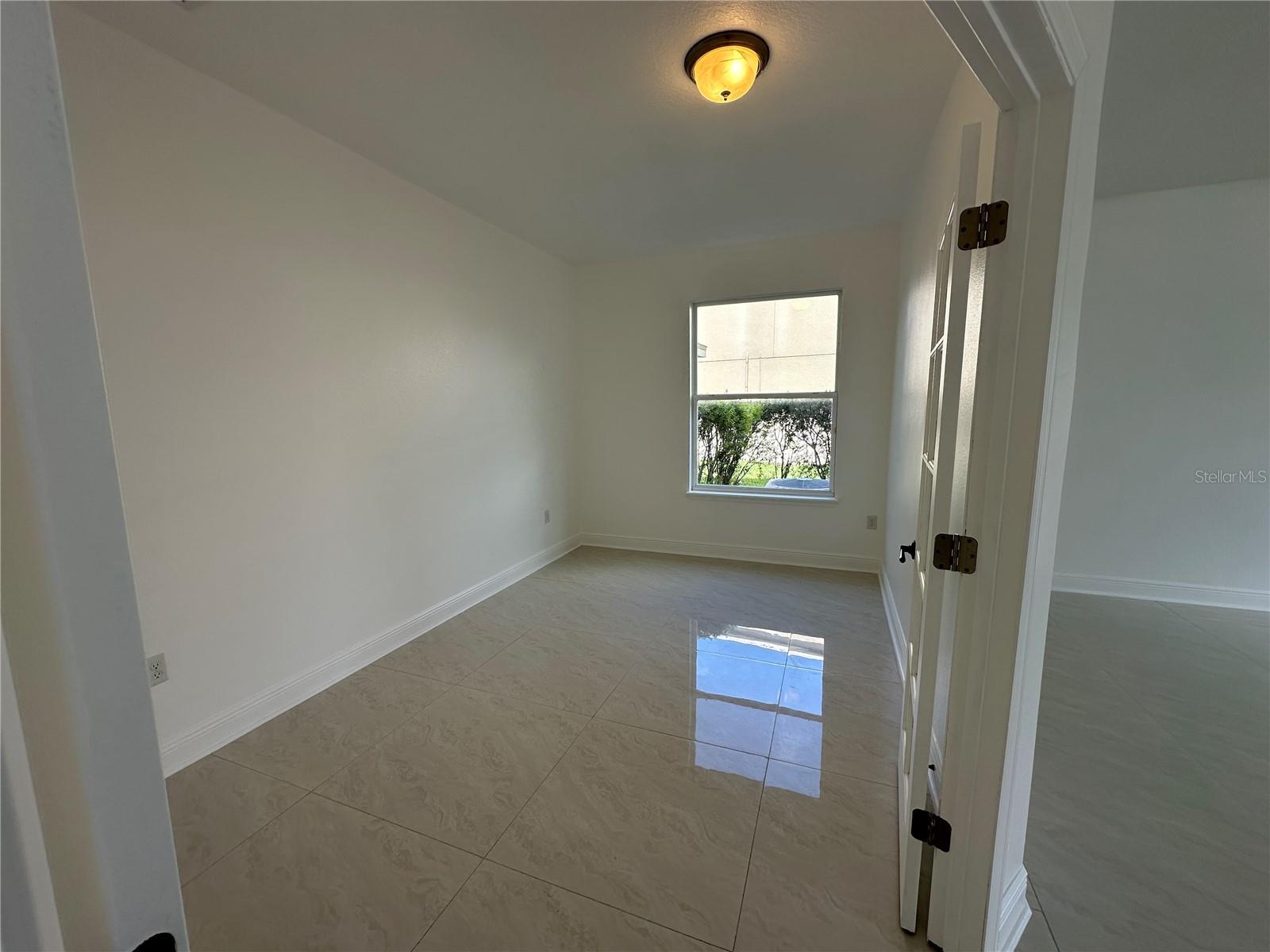 Image 11 of 29 For 7738 Summerlake Pointe Boulevard