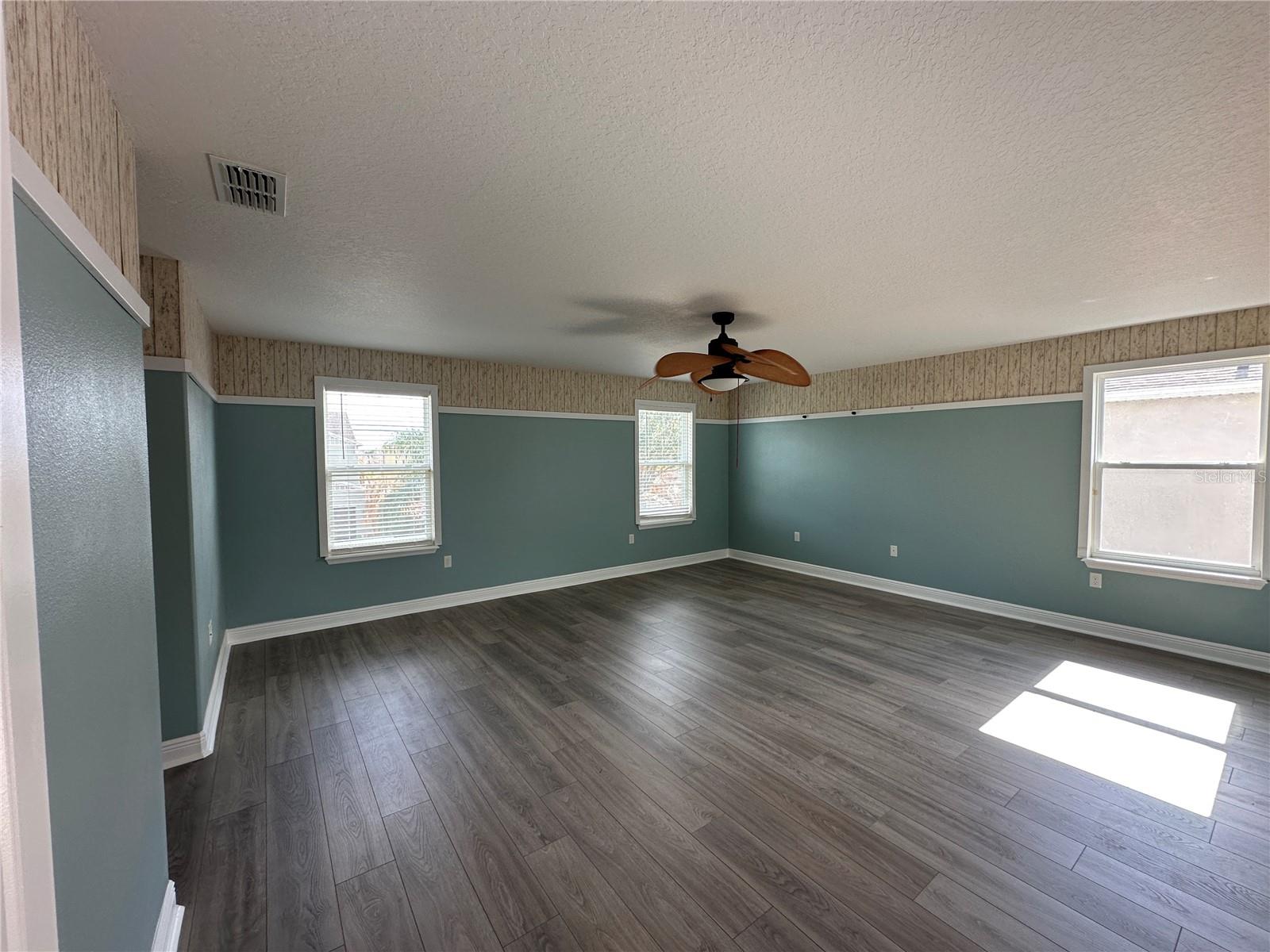 Image 17 of 29 For 7738 Summerlake Pointe Boulevard