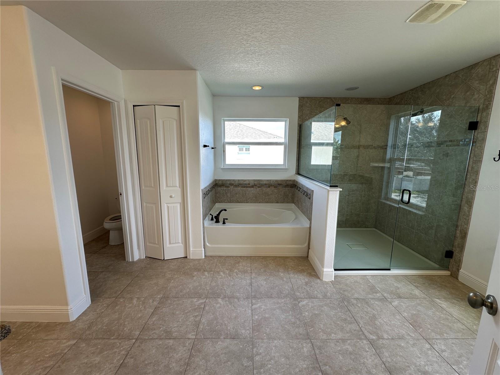 Image 22 of 29 For 7738 Summerlake Pointe Boulevard