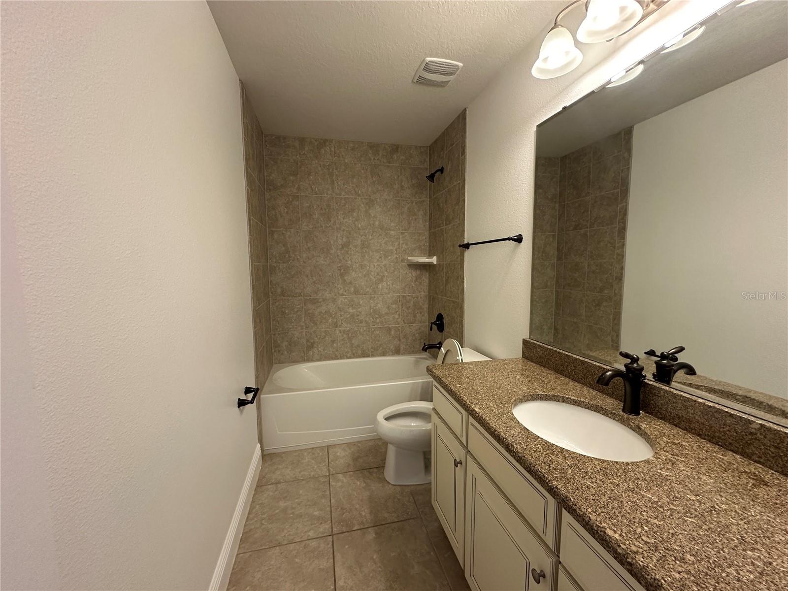 Image 25 of 29 For 7738 Summerlake Pointe Boulevard