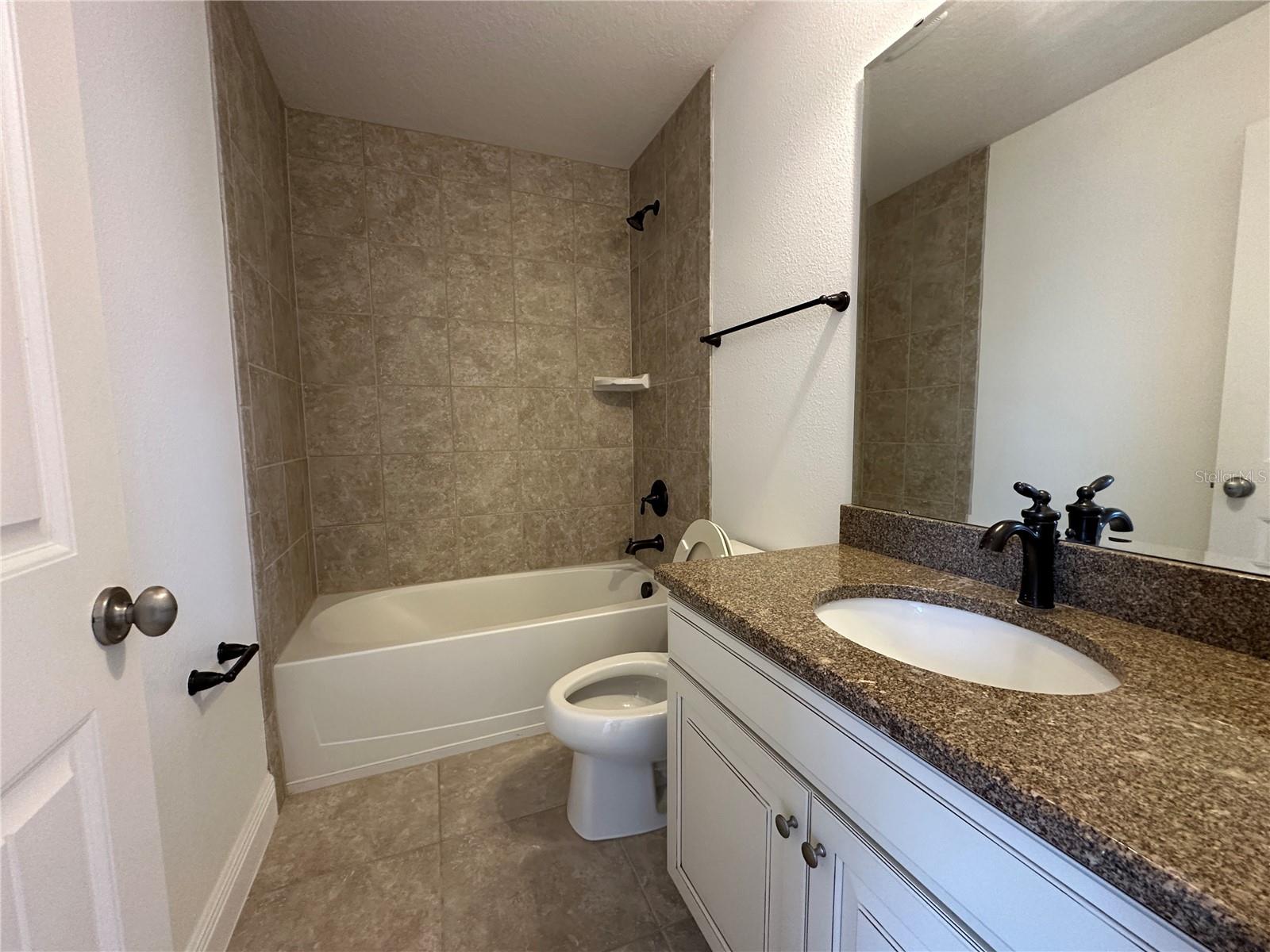 Image 28 of 29 For 7738 Summerlake Pointe Boulevard