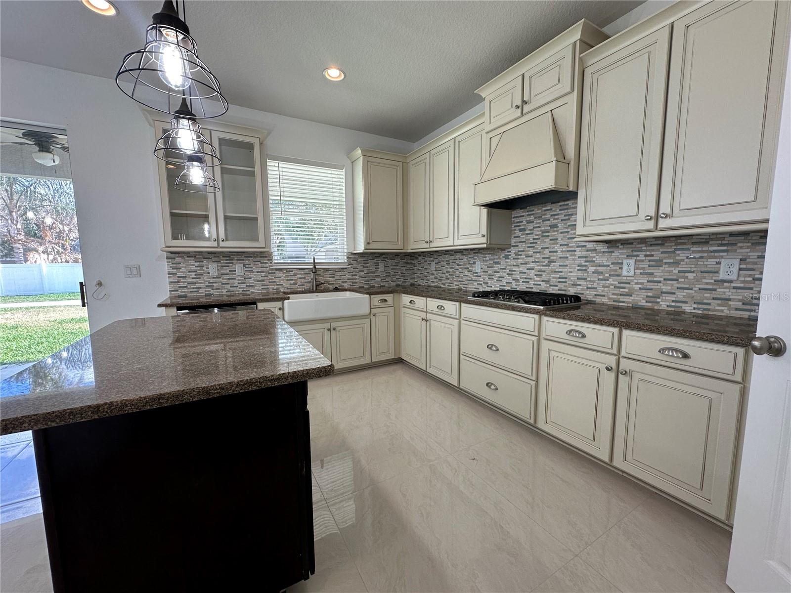 Image 8 of 29 For 7738 Summerlake Pointe Boulevard