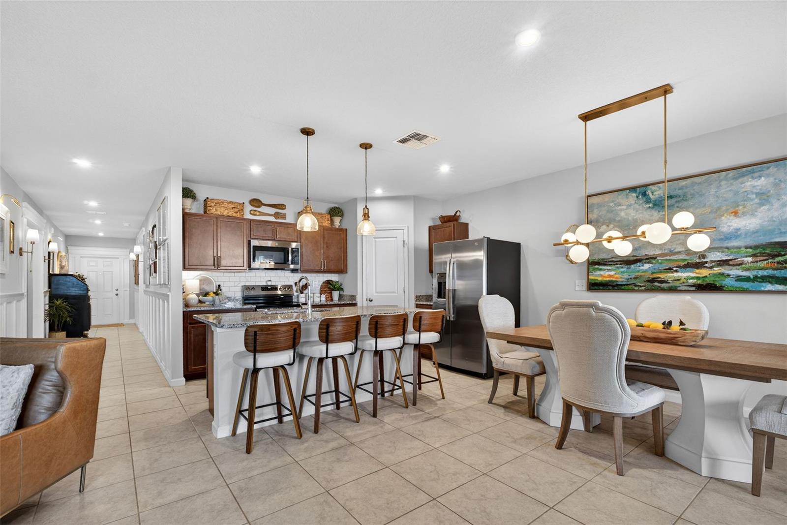 Image 19 of 77 For 1654 Laia Road