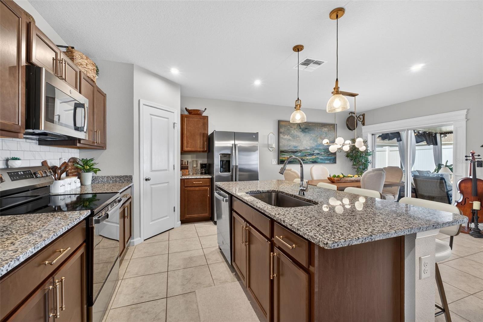 Image 26 of 77 For 1654 Laia Road