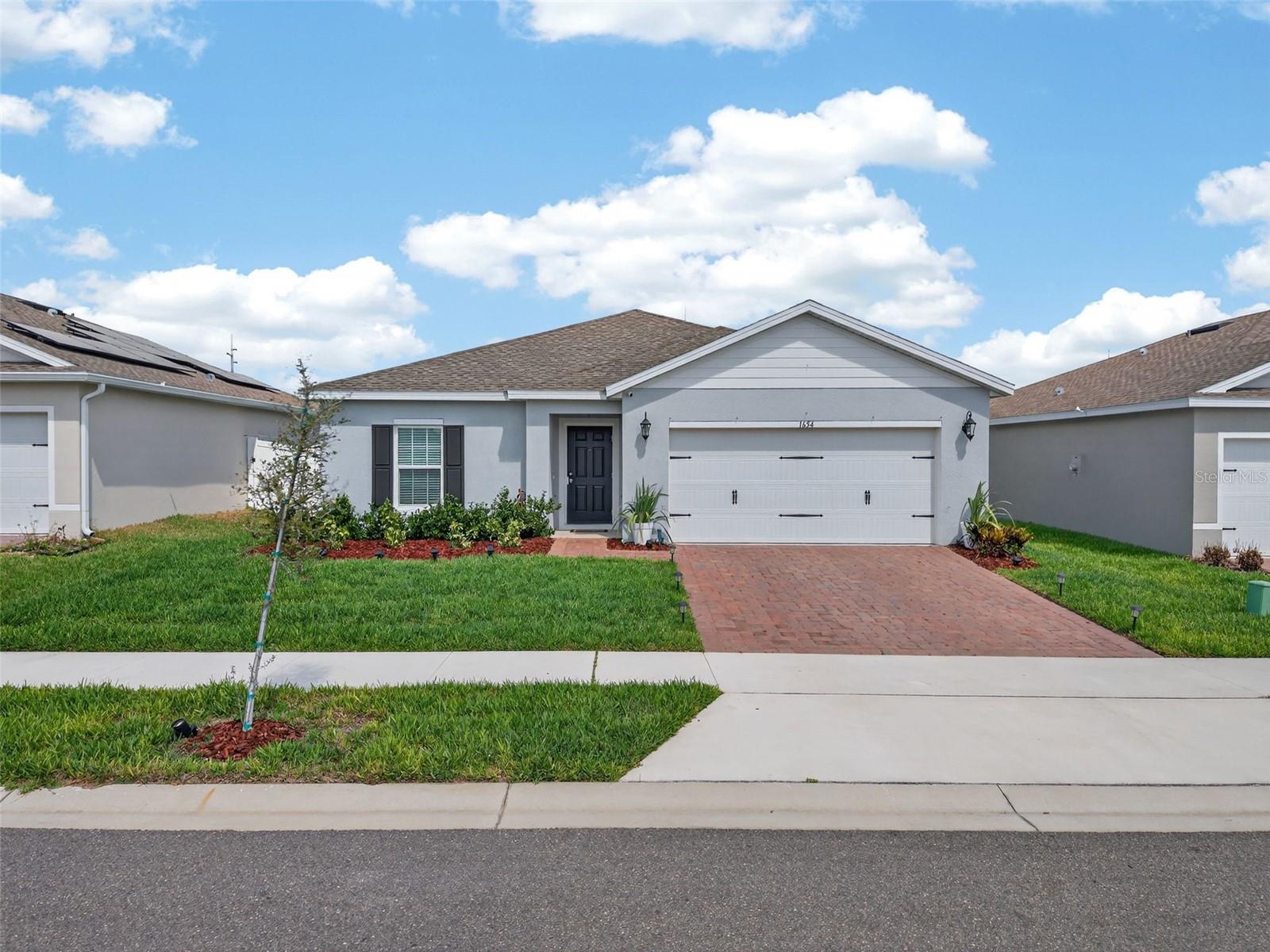 Image 4 of 77 For 1654 Laia Road