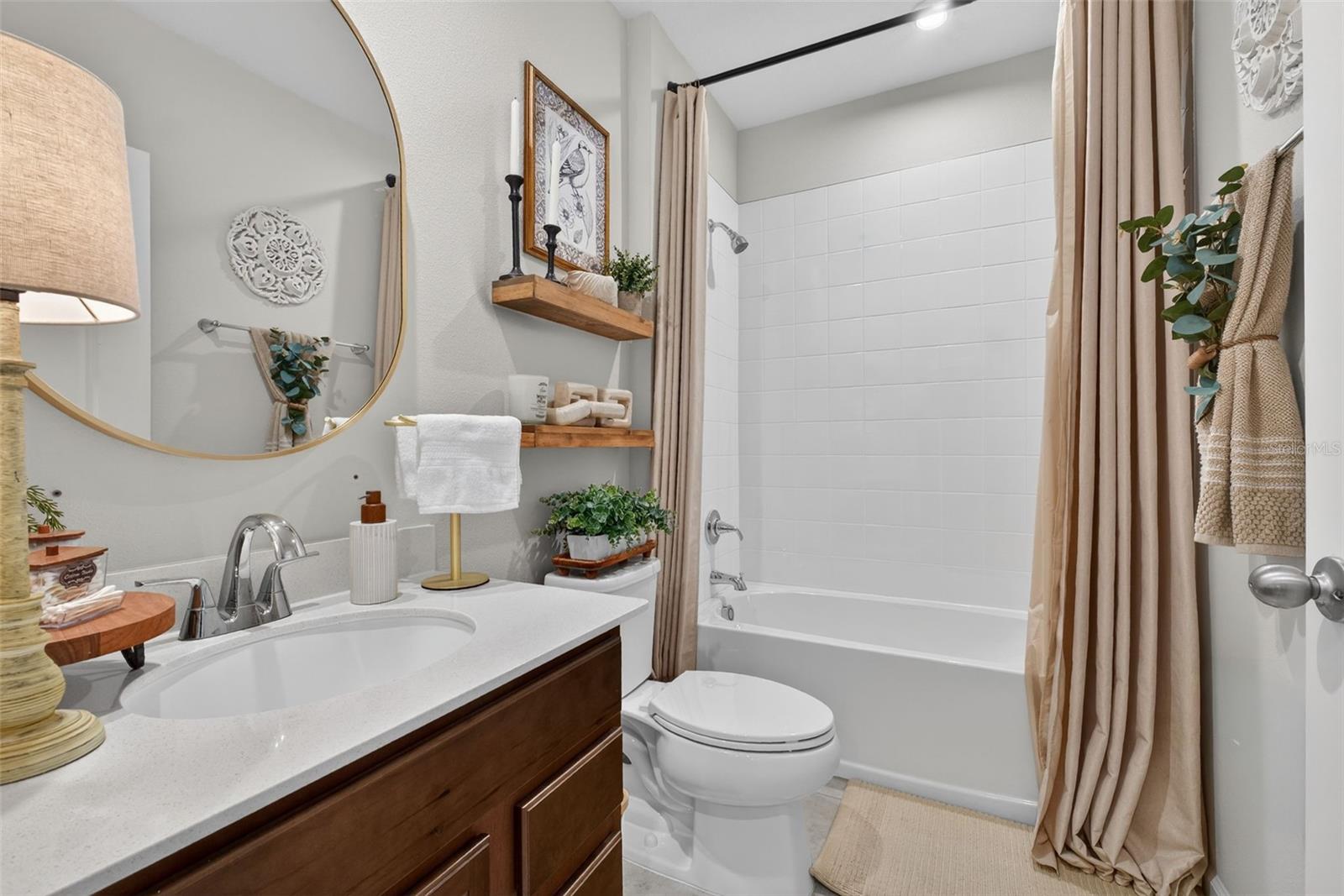 Image 47 of 77 For 1654 Laia Road