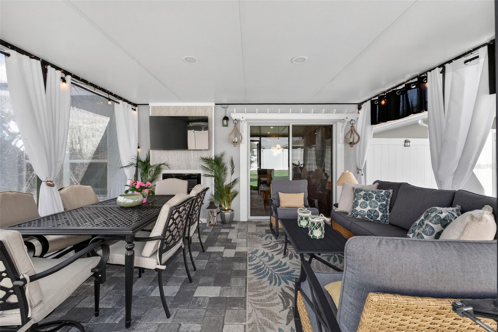 Image 49 of 77 For 1654 Laia Road