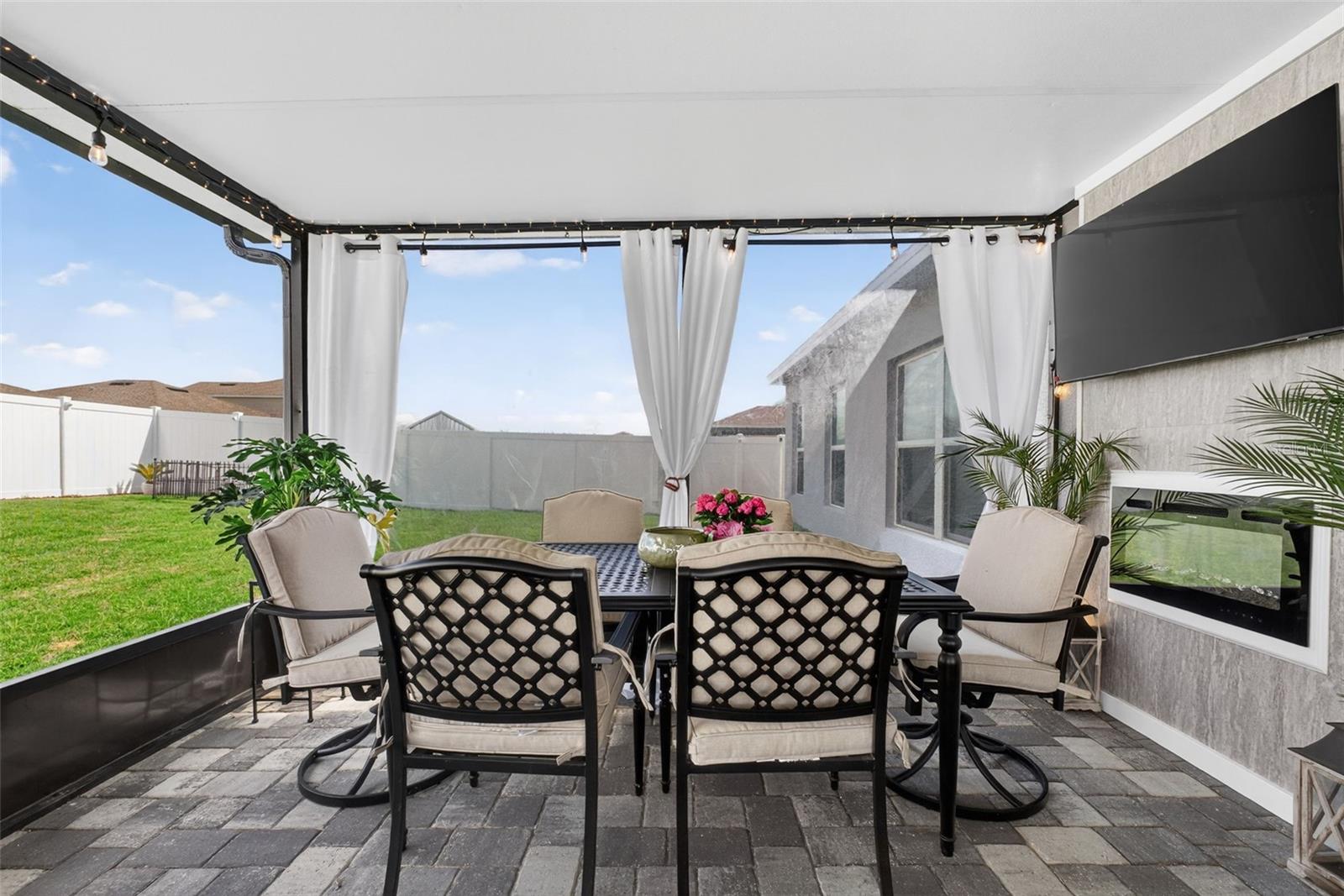 Image 53 of 77 For 1654 Laia Road