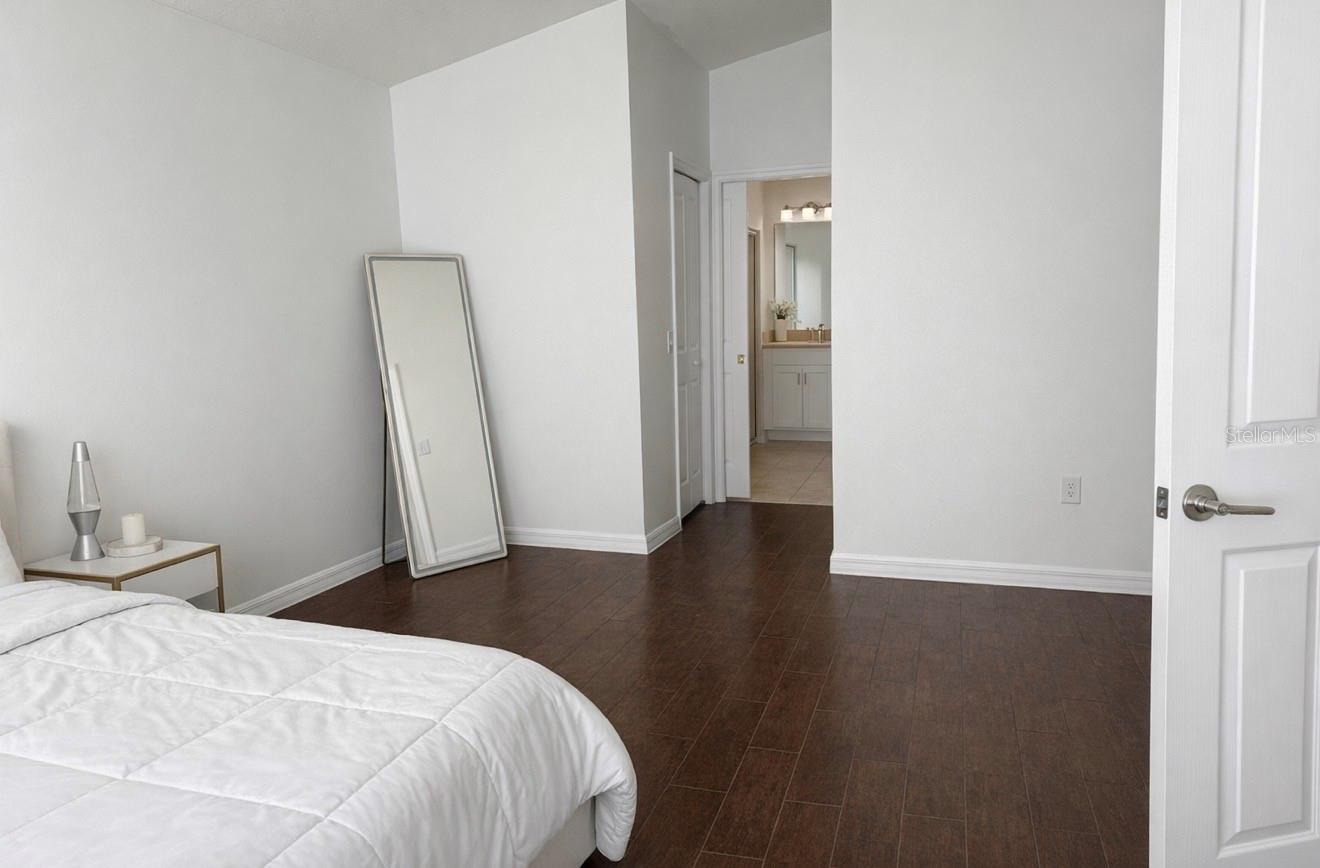 Image 10 of 24 For 2704 Lucas Lakes Lane