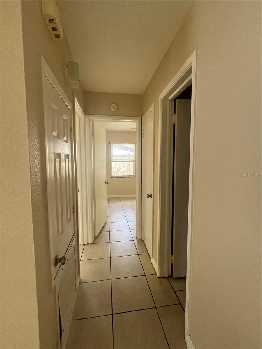 Image 15 of 16 For 27 Lind Avenue