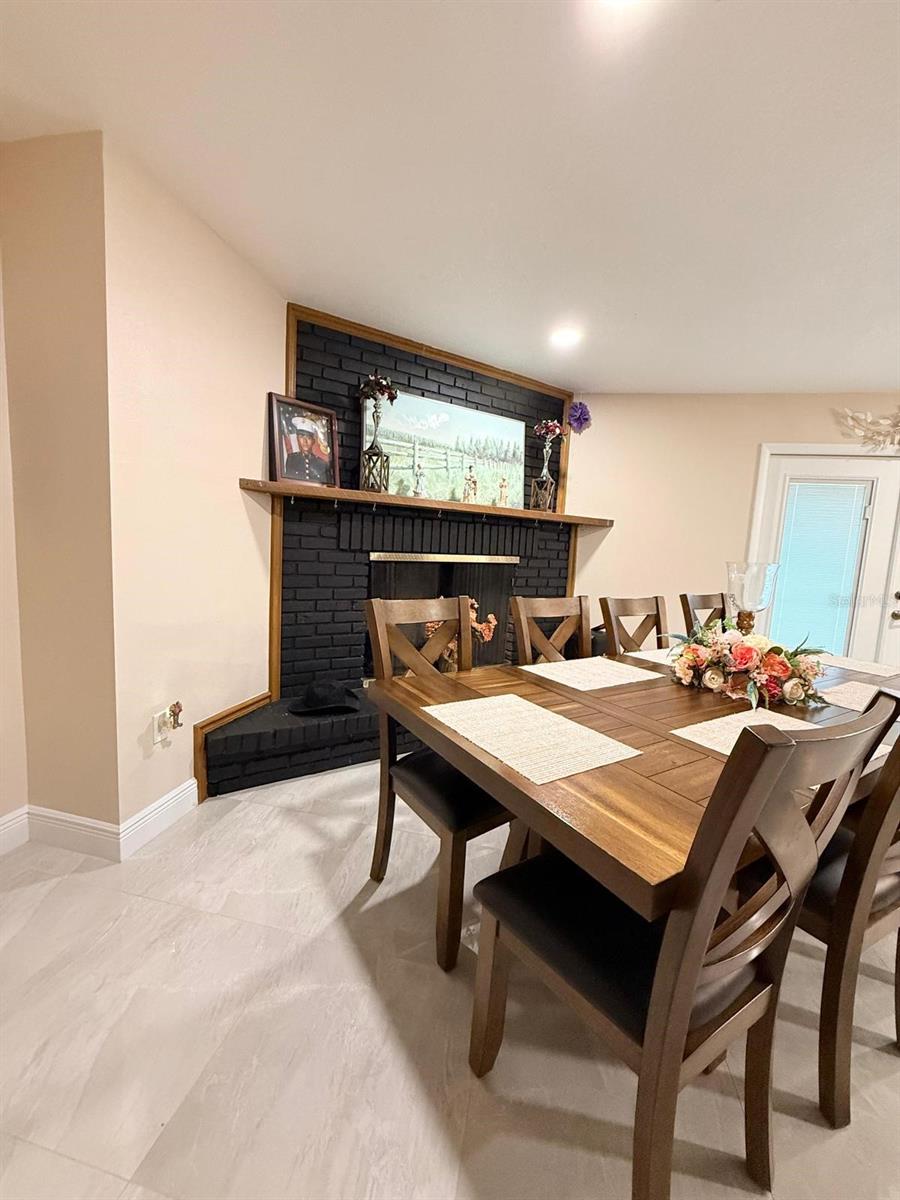 Image 4 of 18 For 18240 Mount Olive Drive