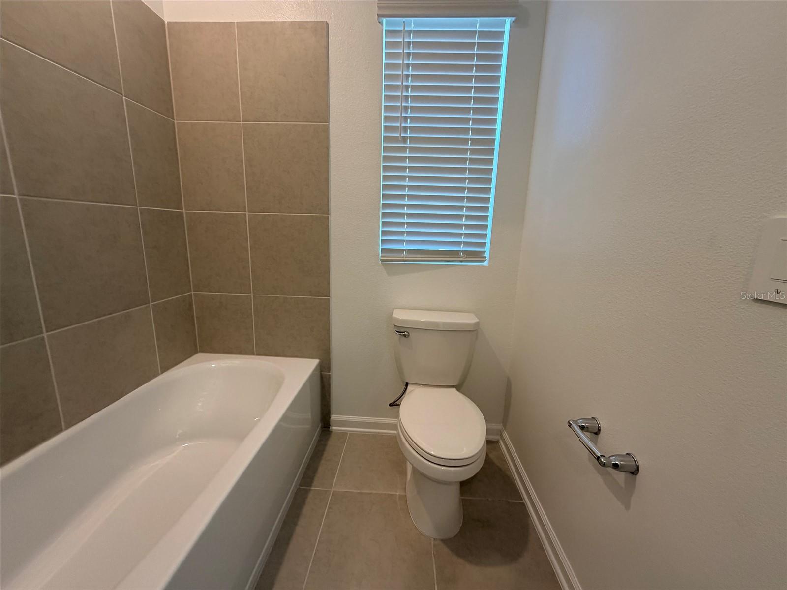 Image 19 of 33 For 7420 Olivewood Avenue