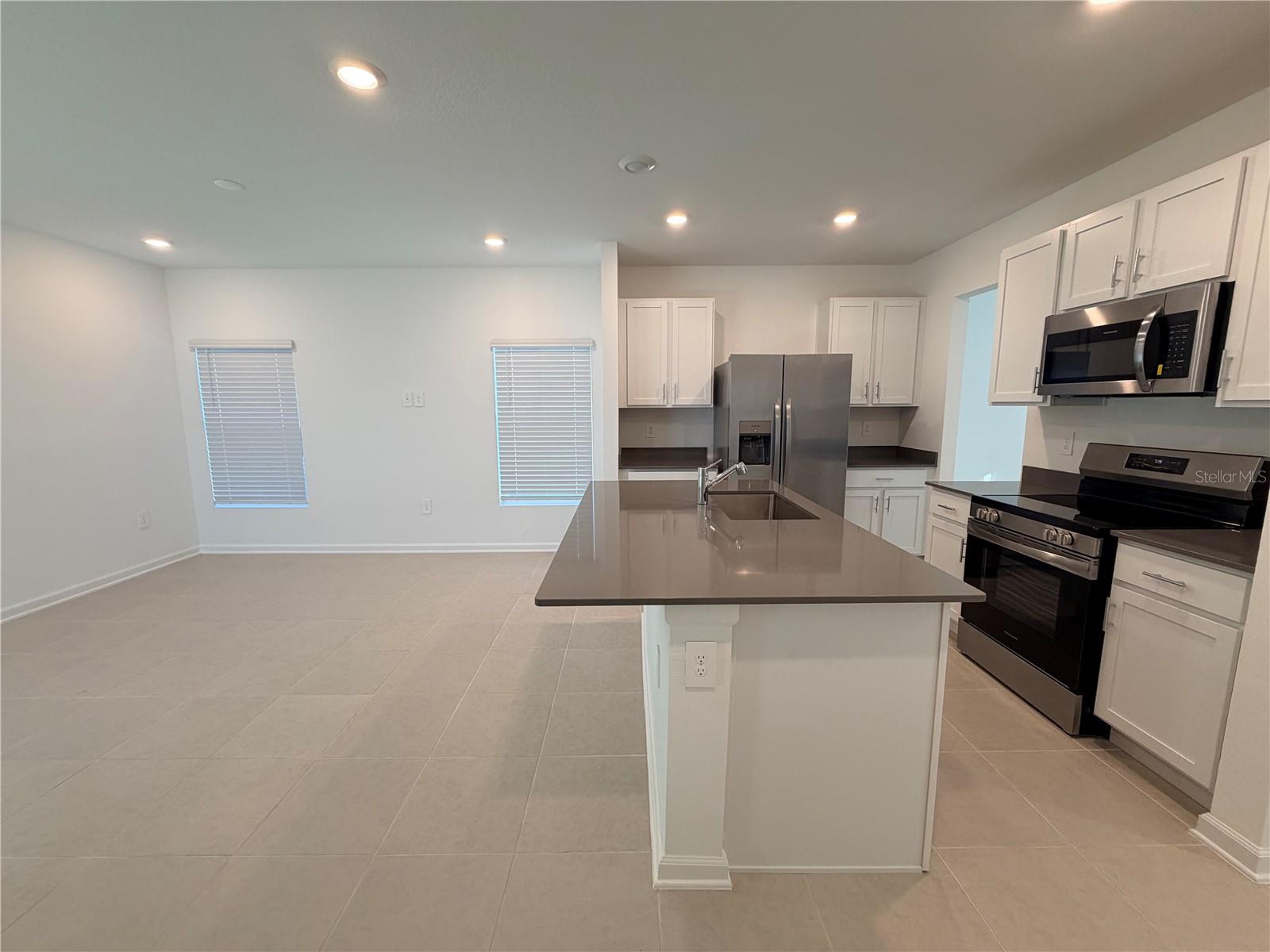 Image 4 of 33 For 7420 Olivewood Avenue