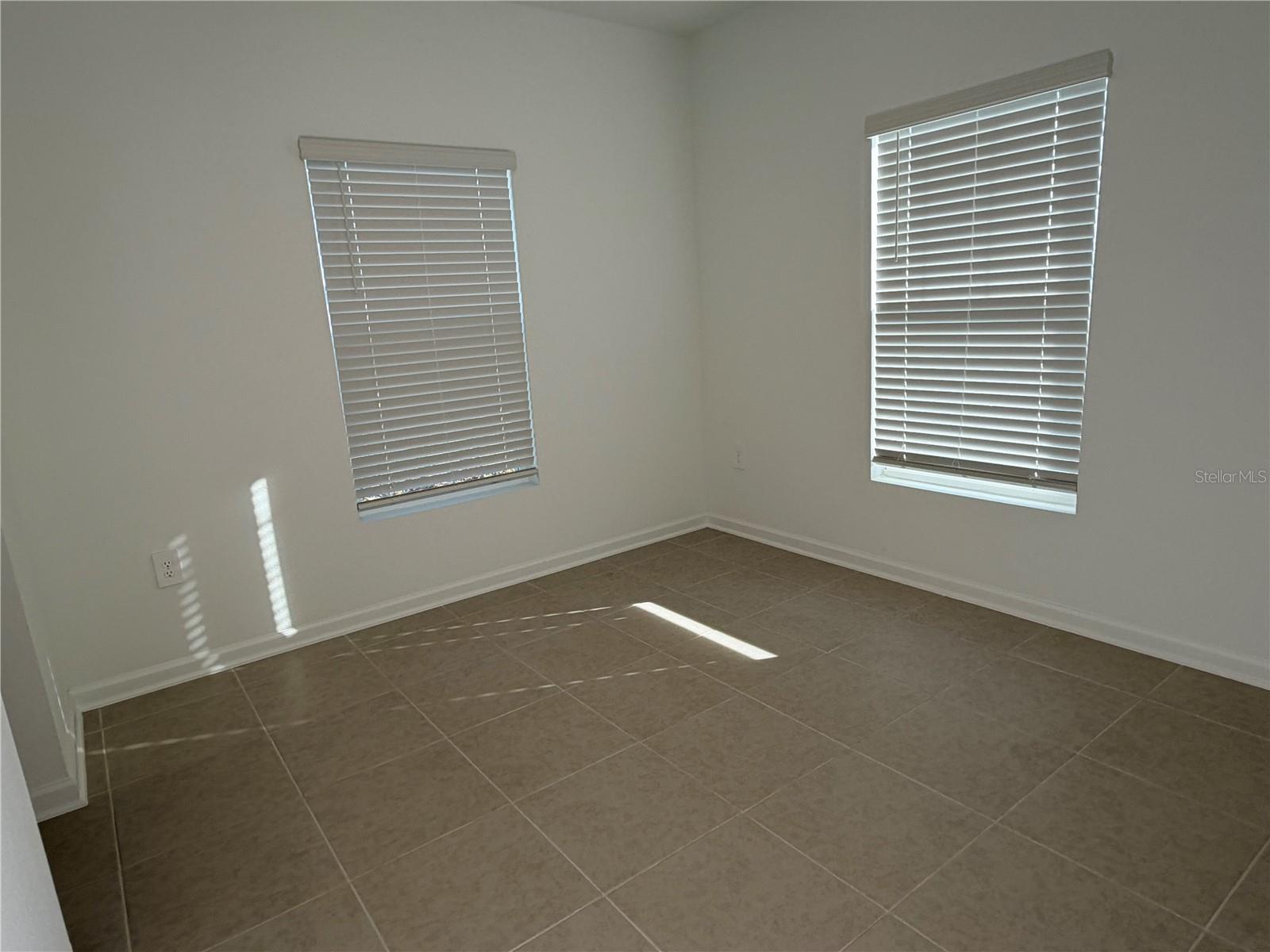 Image 7 of 33 For 7420 Olivewood Avenue