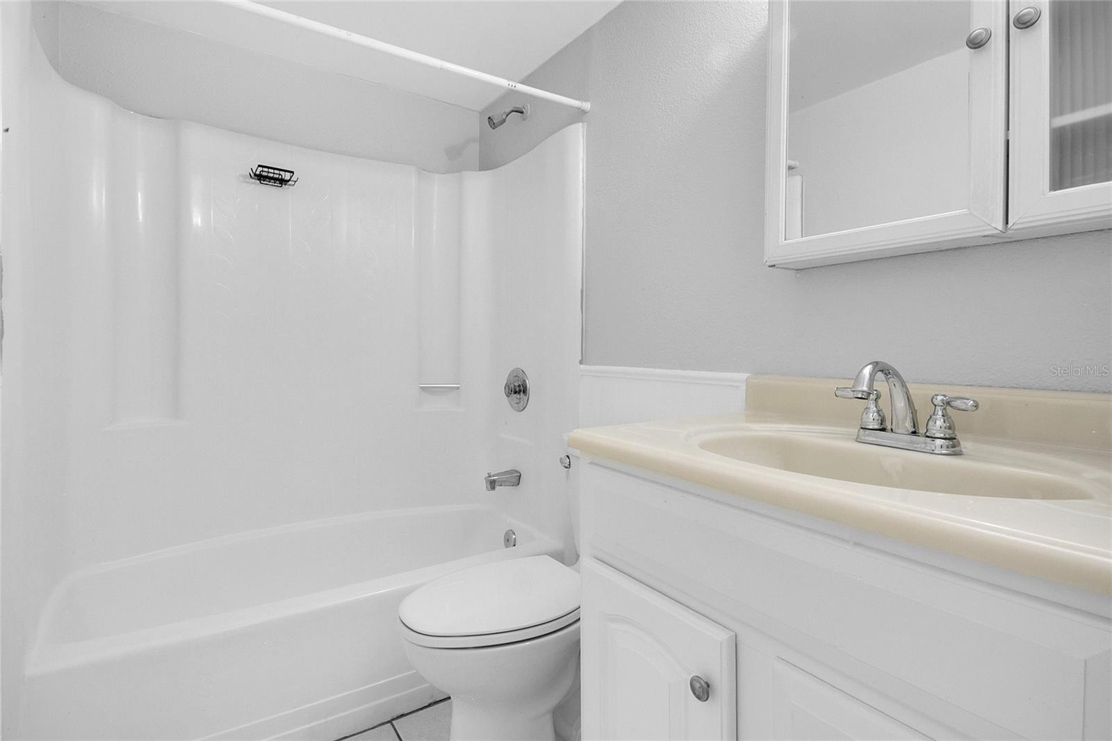 Image 15 of 29 For 97 Windtree Lane 104