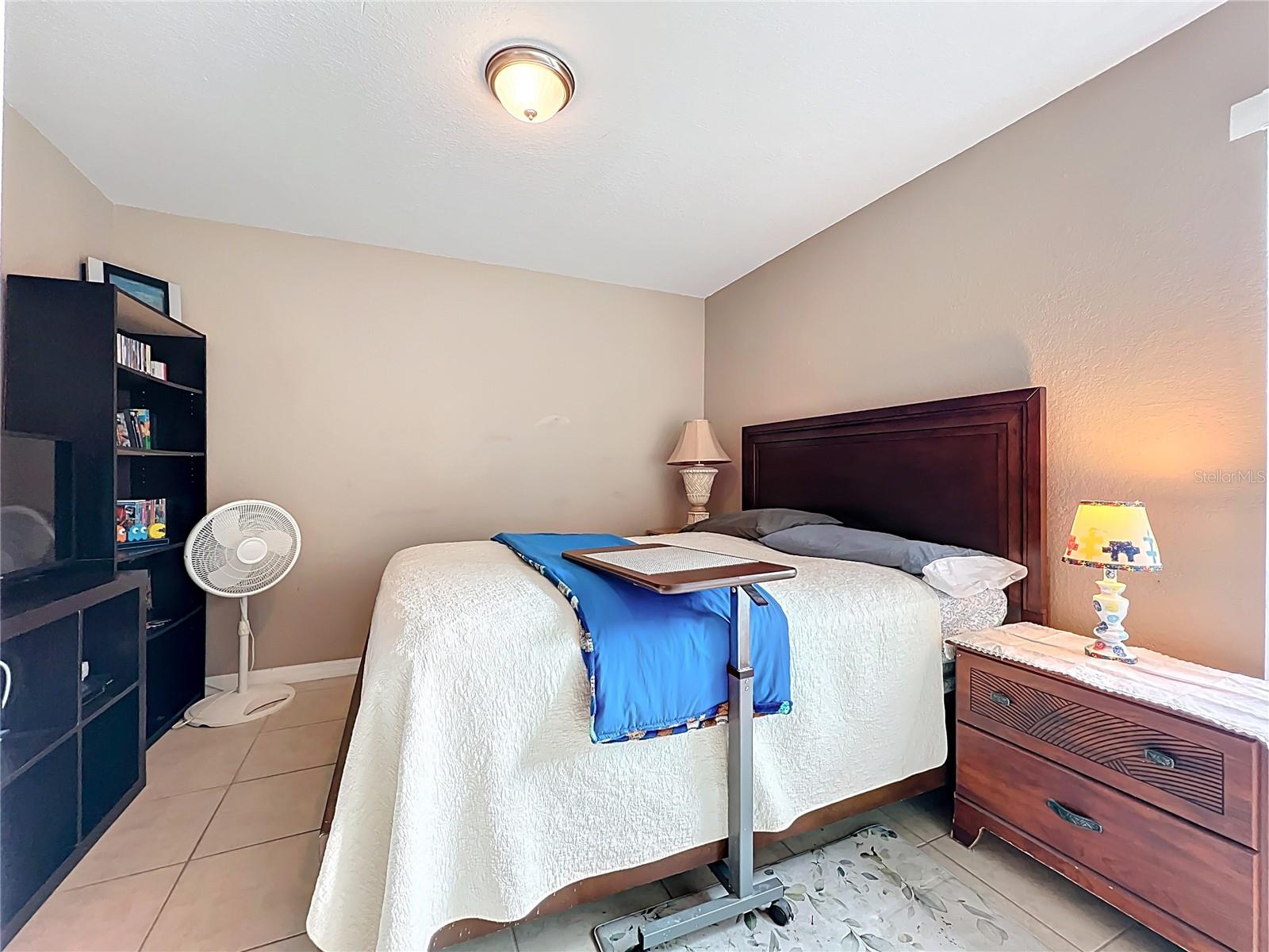 Image 30 of 49 For 5471 Vineland Road 7109