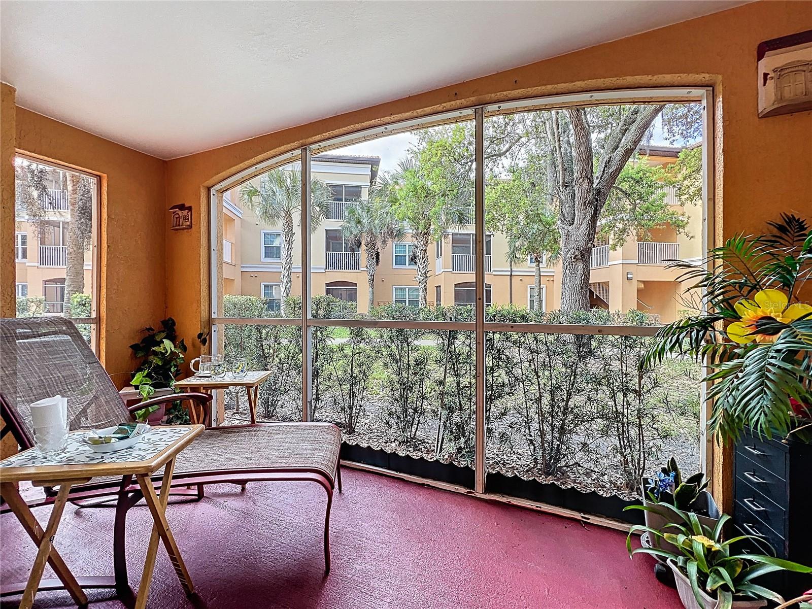 Image 39 of 49 For 5471 Vineland Road 7109