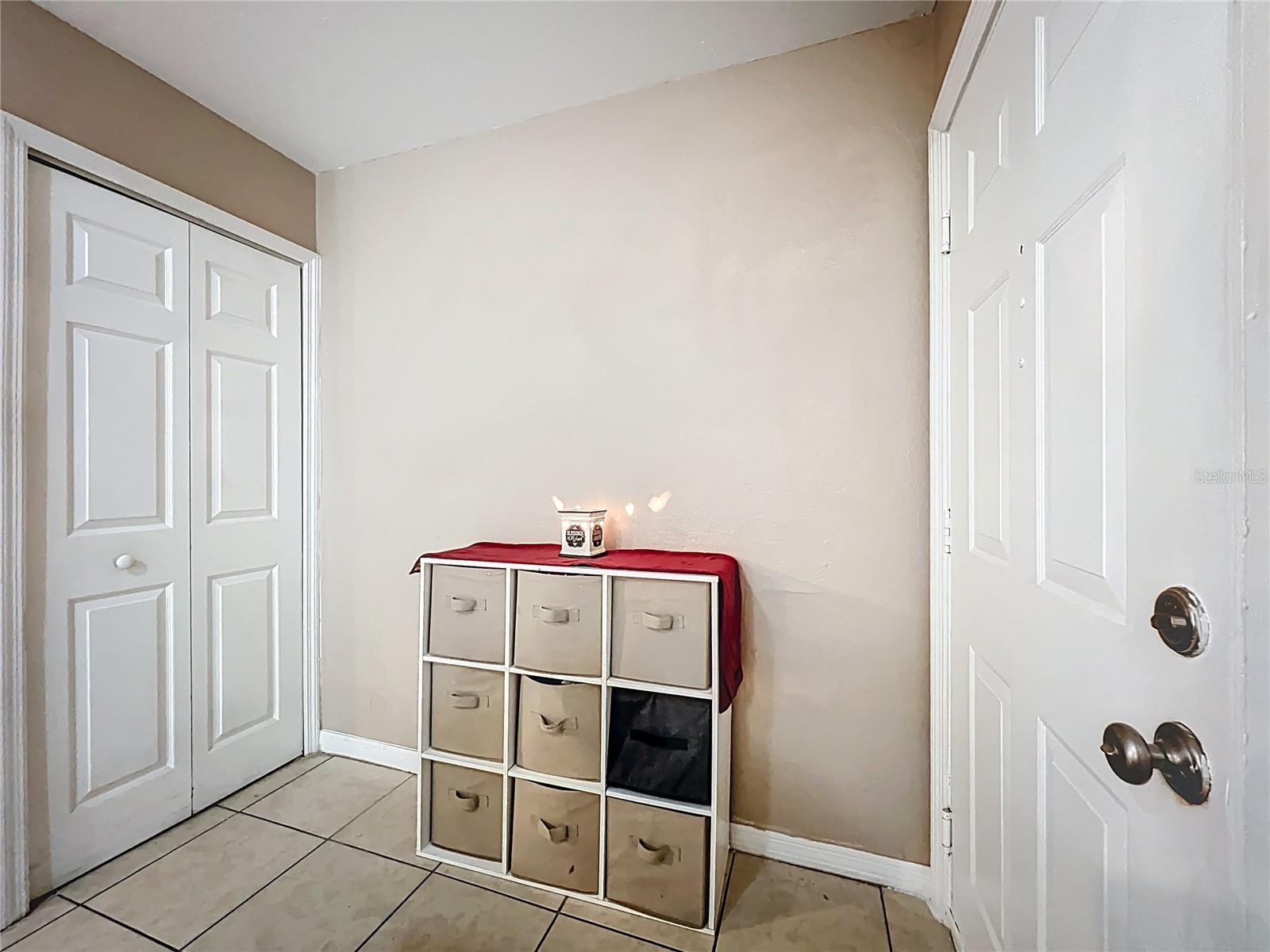 Image 6 of 49 For 5471 Vineland Road 7109