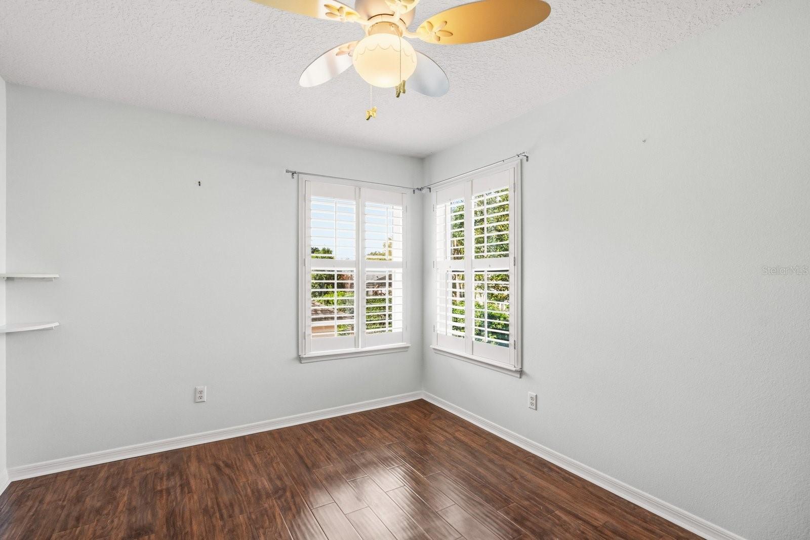 Image 31 of 52 For 10116 Facet Court