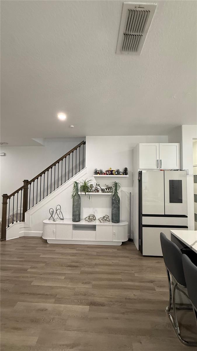 Image 12 of 18 For 3020 Cardillino Way