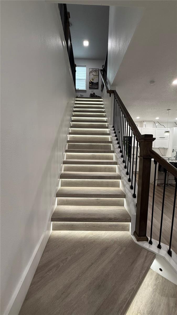 Image 3 of 18 For 3020 Cardillino Way