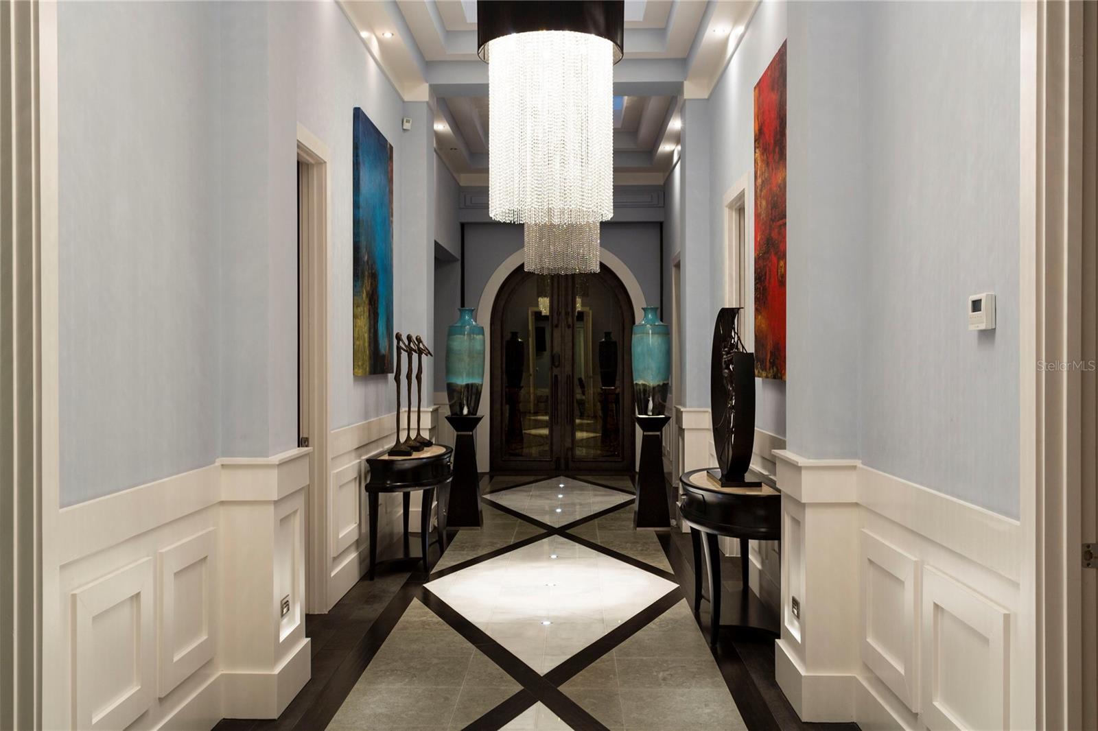 Listing photo id 47 for 905 Golden Bear Drive