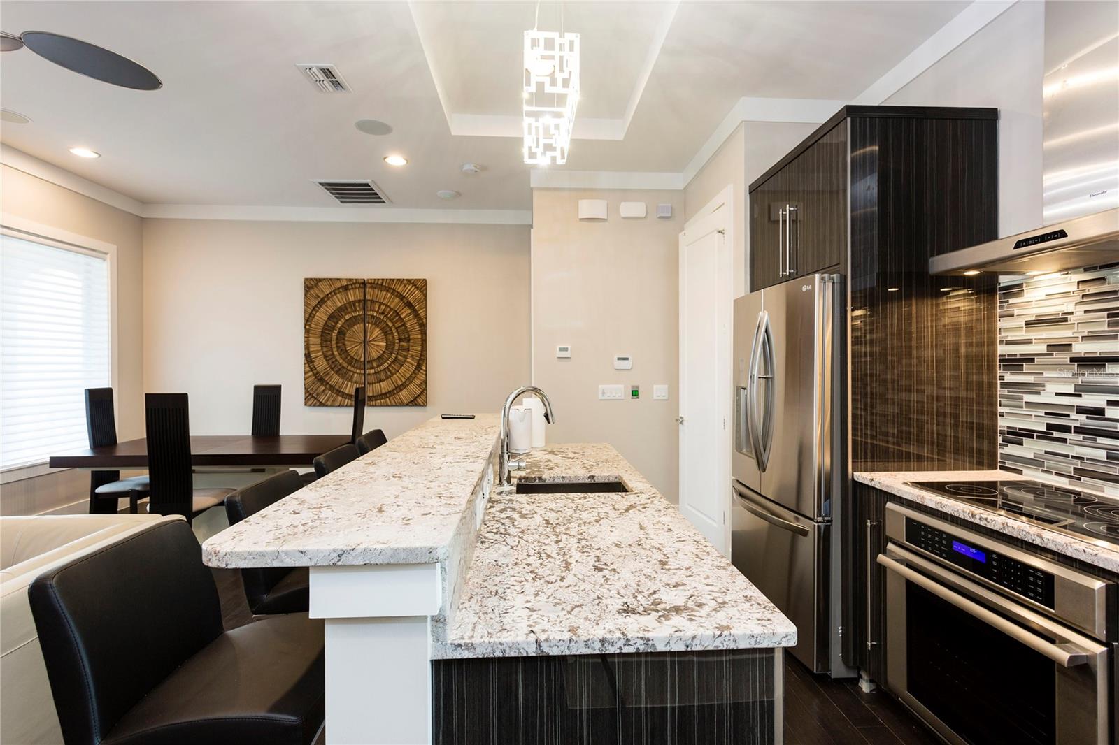 Listing photo id 65 for 905 Golden Bear Drive