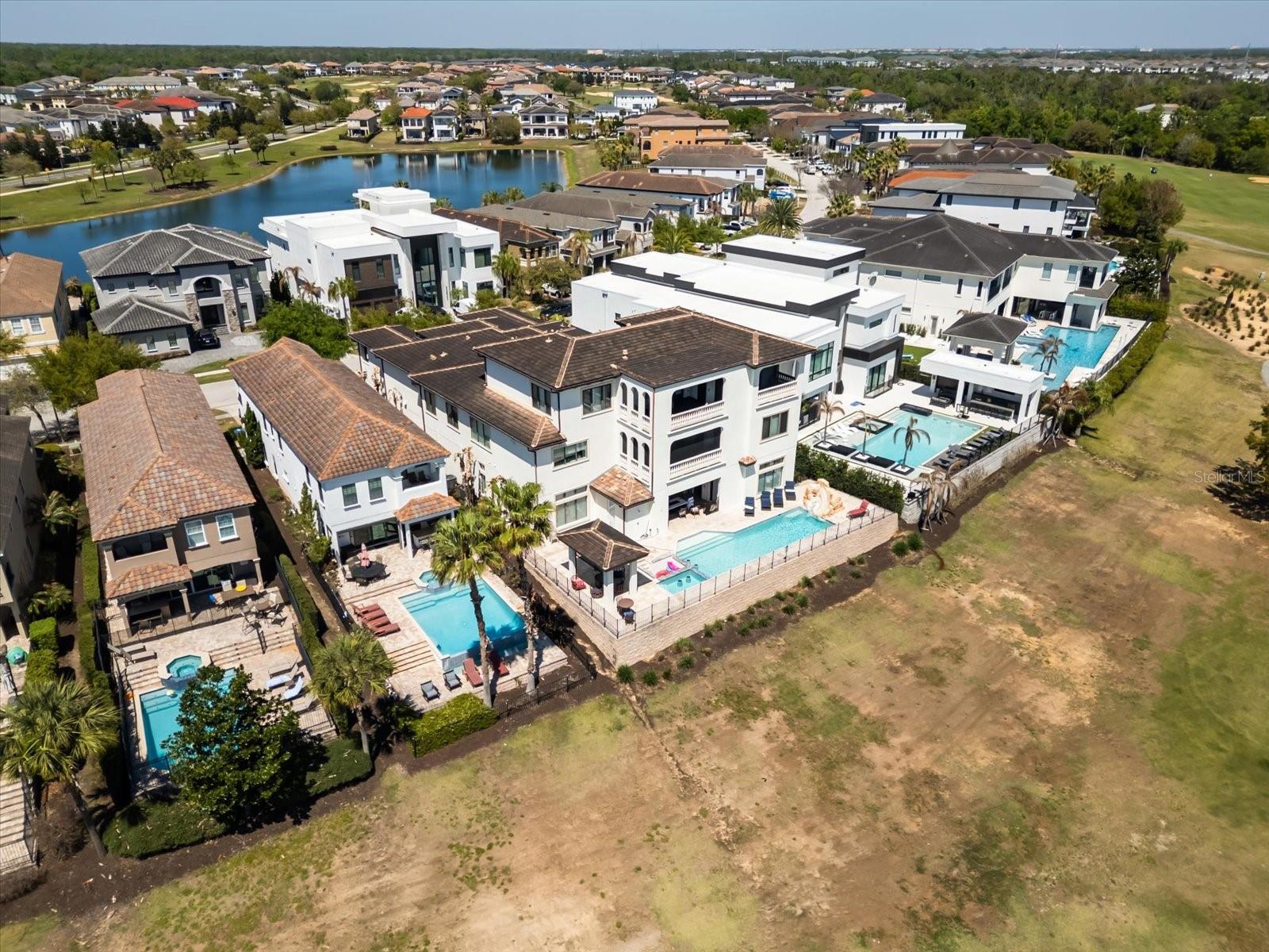 Listing photo id 86 for 905 Golden Bear Drive